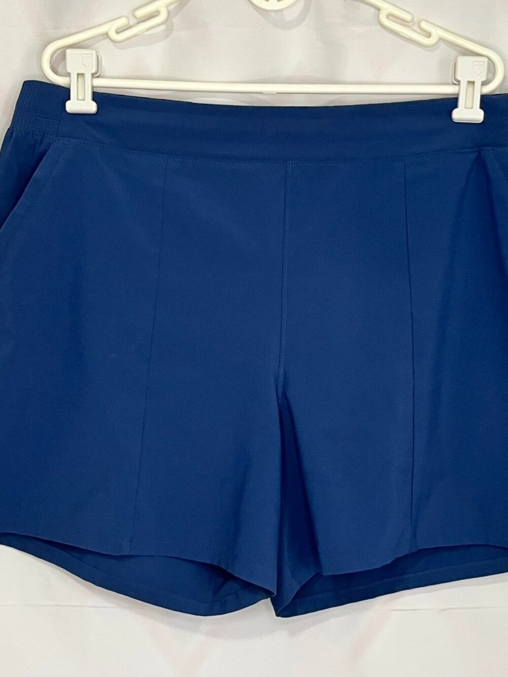 Columbia PFG Blue Athletic Shorts Flat Front Elastic Stretchy Waist Pockets XL